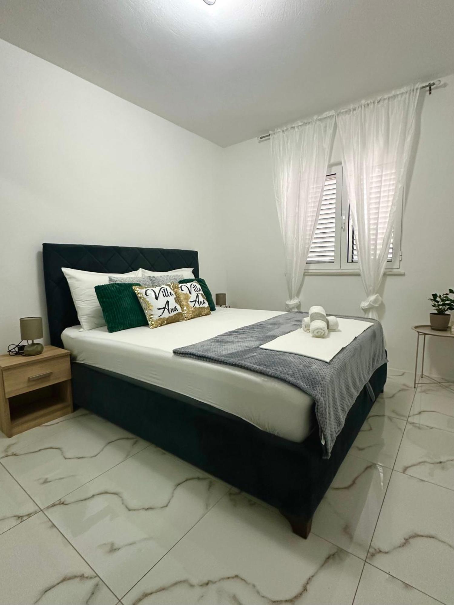 Villa Ana Kastel Sucurac Екстер'єр фото