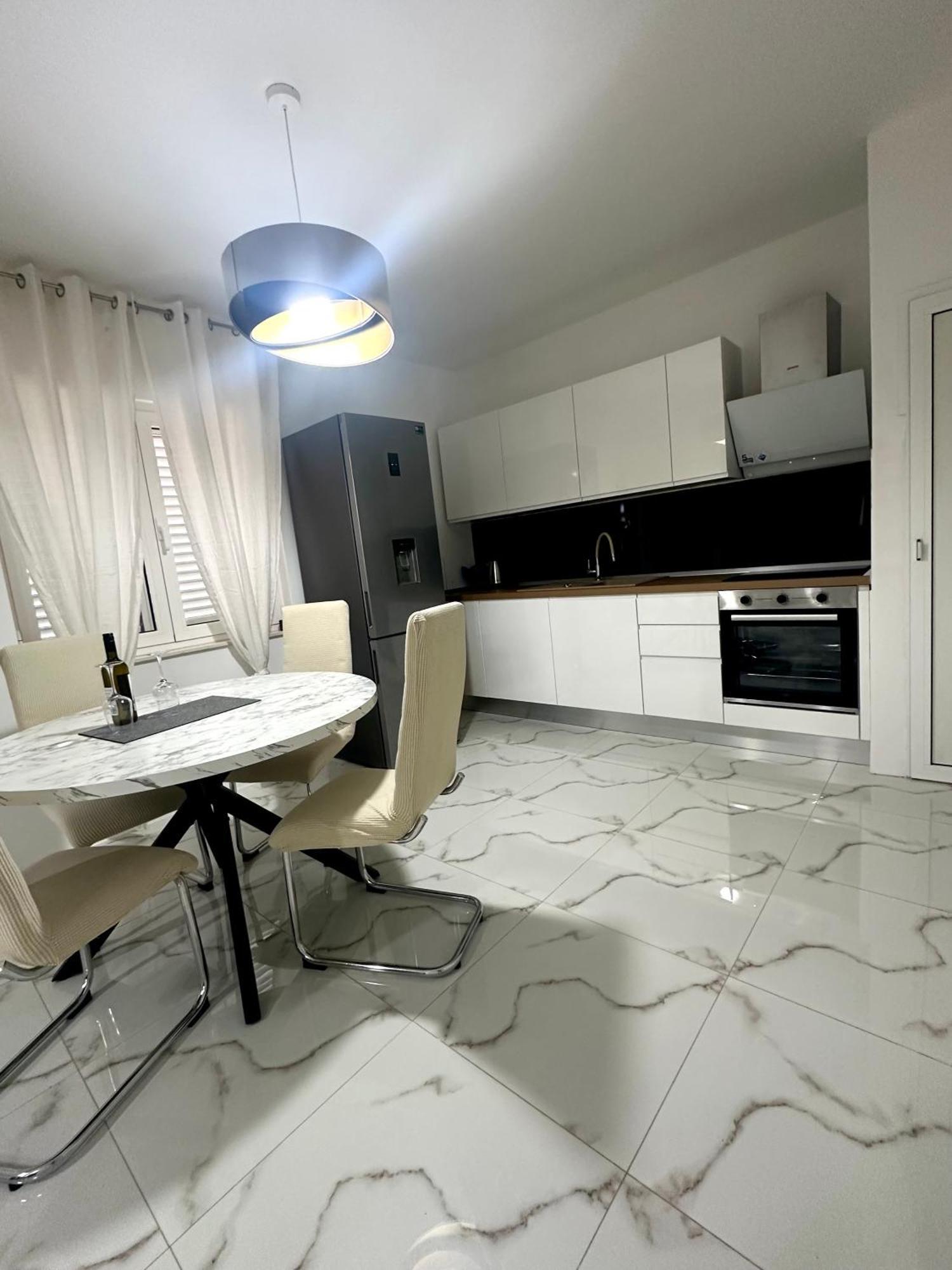 Villa Ana Kastel Sucurac Екстер'єр фото