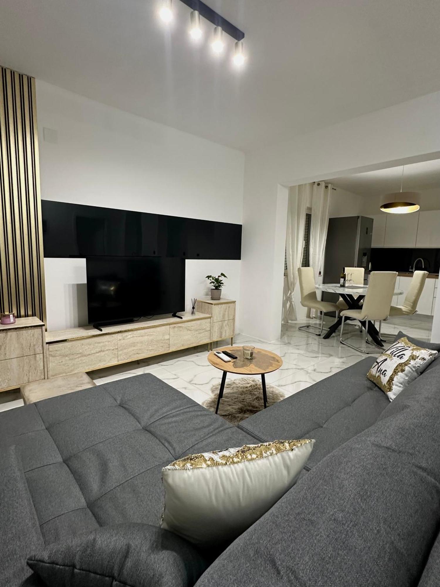 Villa Ana Kastel Sucurac Екстер'єр фото